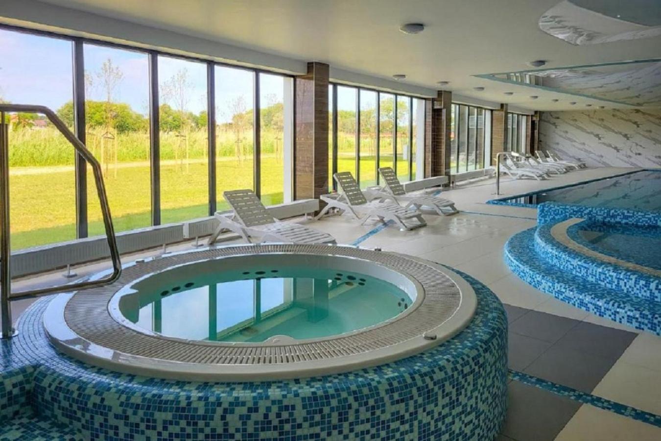 Exclusive Apartments Porta Mare Marina - Swimming Pool & Sauna By Renters Prestige Dziwnów Exteriör bild